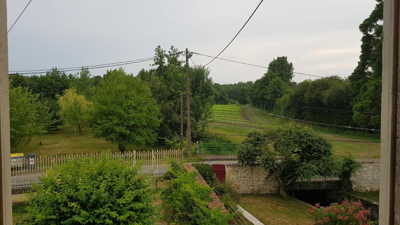 黑天鹅住宿加早餐旅馆 Aujac  外观 照片
